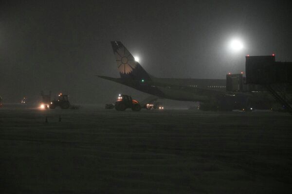 Национальный аэропорт Минск - Sputnik Беларусь