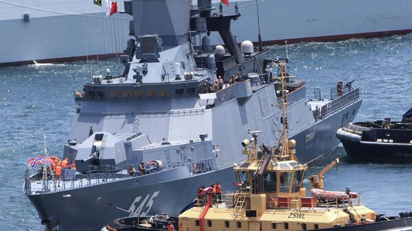 Российское судно на военно-морской базе Саймонстаун - Sputnik Беларусь