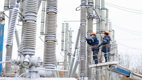 Энергетики контролируют работу объектов электросетевого комплекса - Sputnik Беларусь