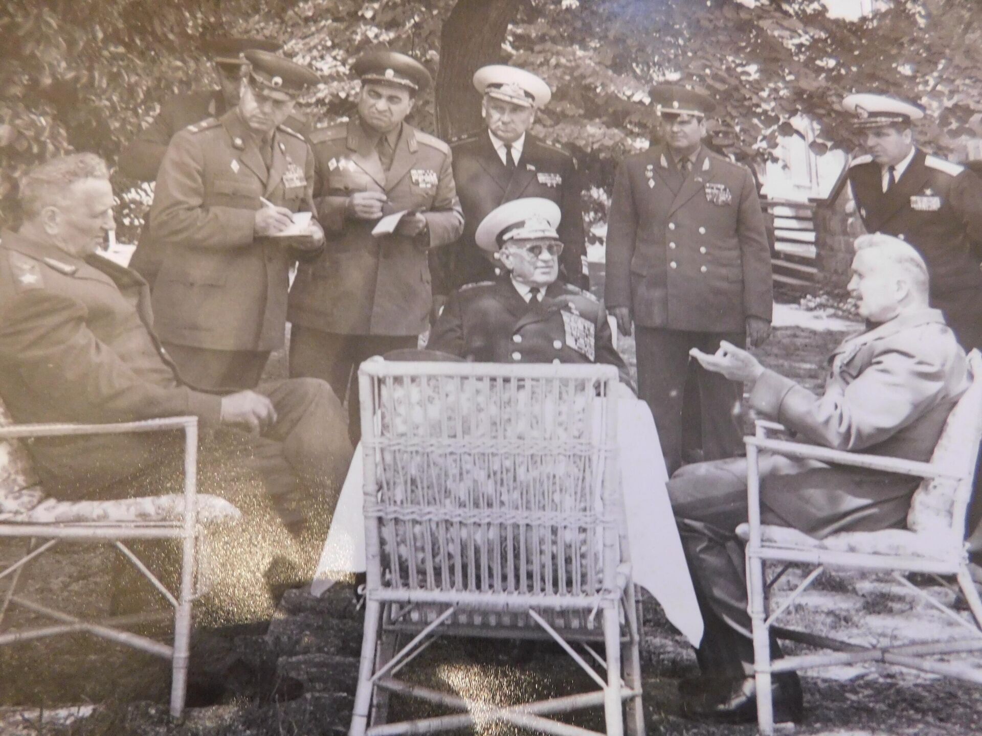 Рабочее совещание Главнокомандующего Военно-морским флотом СССР, министра обороны Болгарии, командующего Черноморским флотом СССР, Военно-морским флотом Болгарии - Sputnik Беларусь, 1920, 14.01.2026