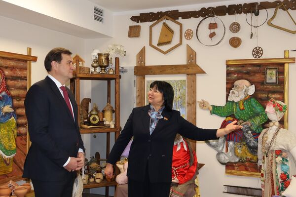 МИД передал новогодние подарки в пансионат Гармония МИД передал новогодние подарки в пансионат Гармония - Sputnik Беларусь