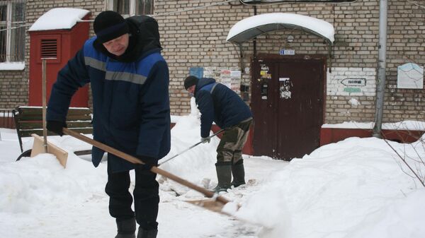 Уборка снега в Минске - Sputnik Беларусь