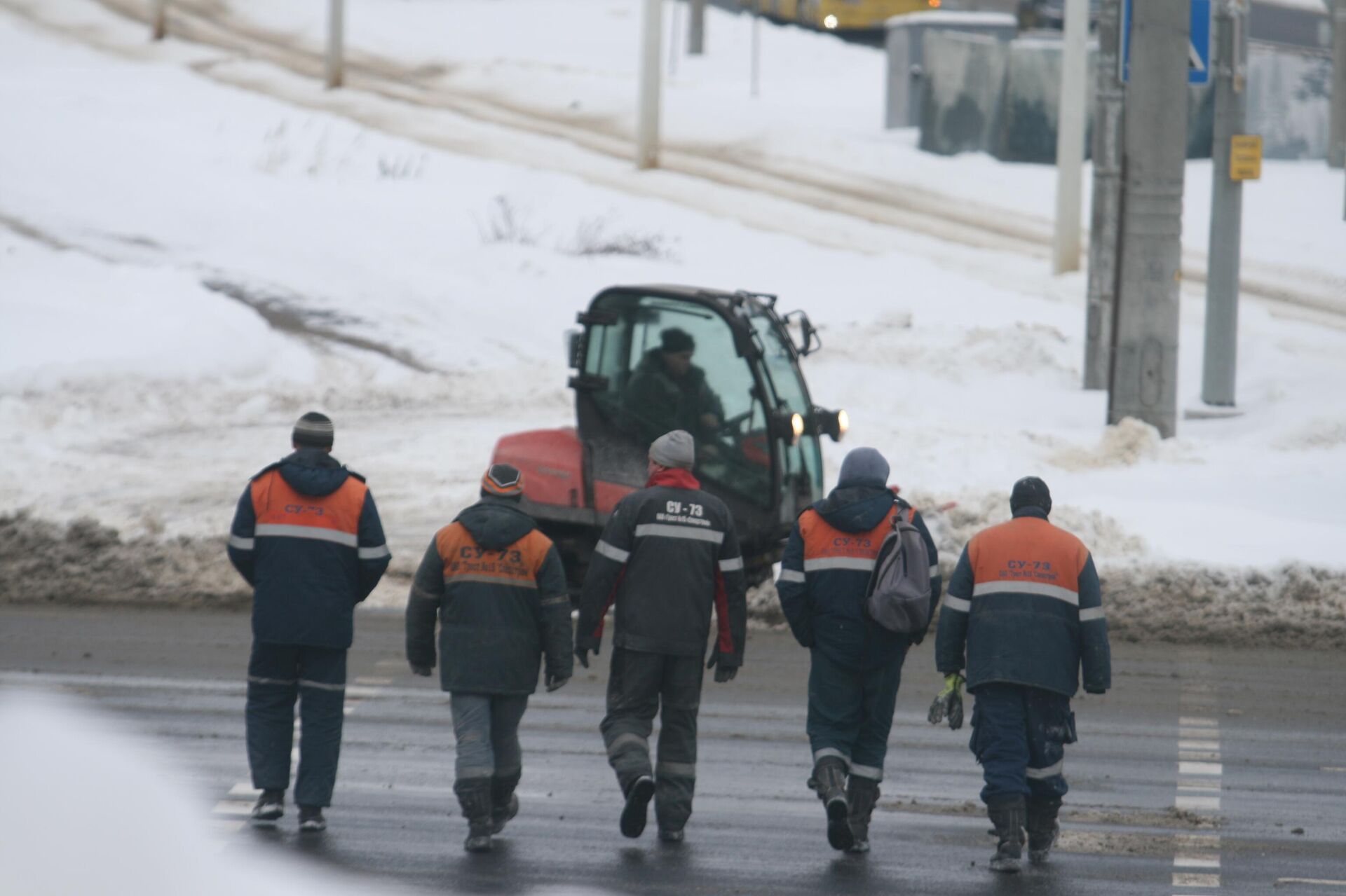 Уборка снега в Минске - Sputnik Беларусь, 1920, 15.01.2026