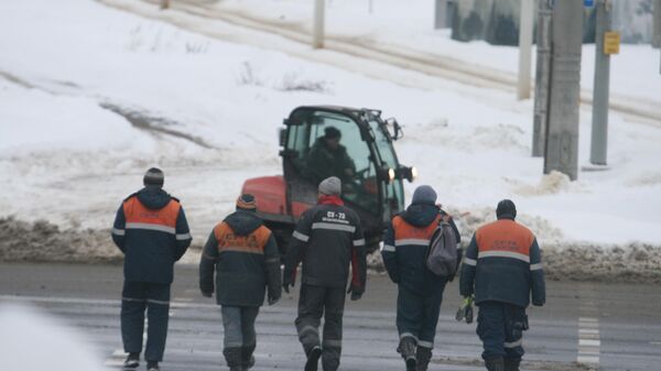 Уборка снега в Минске - Sputnik Беларусь
