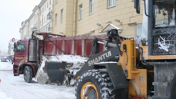 Уборка снега в Минске - Sputnik Беларусь