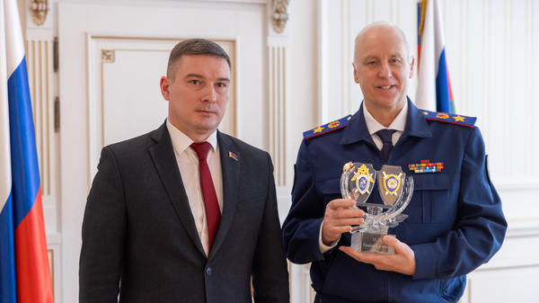 Председатели Следственных комитетов Беларуси и России Константин Бычек и Александр Бастрыкин - Sputnik Беларусь