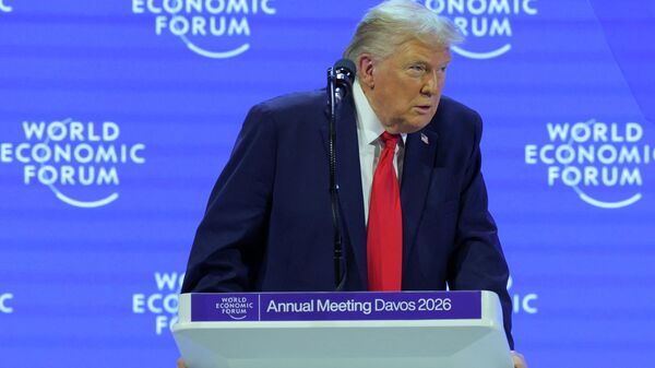 Дональд Трамп выступает на ВЭФ - Sputnik Беларусь