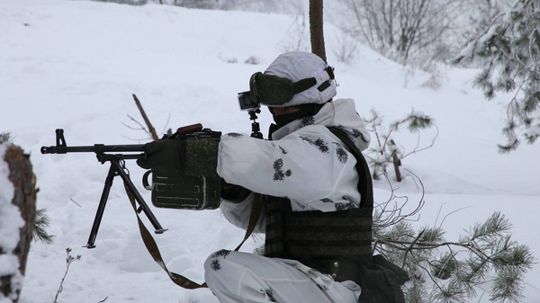 На полигоне 19-й отдельной гвардейской механизированной бригады проходит комплексная проверка боевой готовности соединения по плану командующего войсками Северо-Западного оперативного командования.  - Sputnik Беларусь