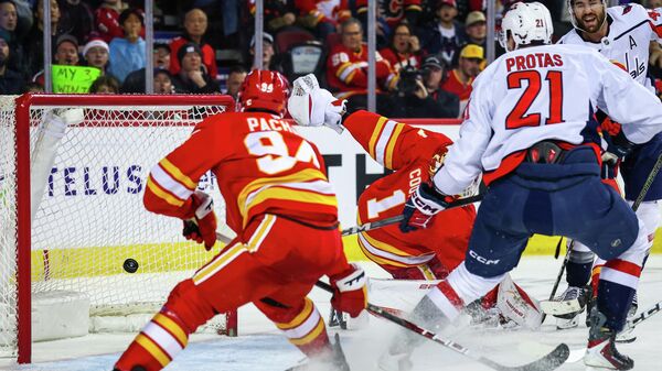 Протас забивает победный гол - Sputnik Беларусь