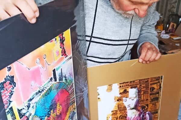 Валерий Ляшкевич показывает свои работы - Sputnik Беларусь