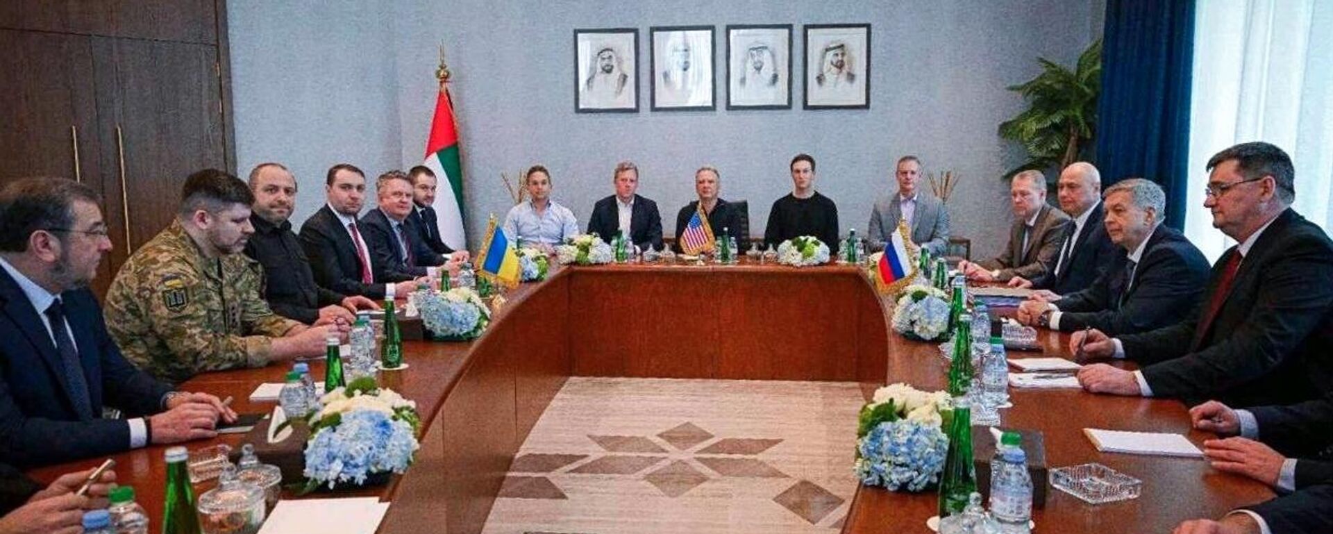 Трохбаковая сустрэча дэлегацый Расіі, ЗША і Украіны ў Абу-Дабі - Sputnik Беларусь, 1920, 29.01.2026