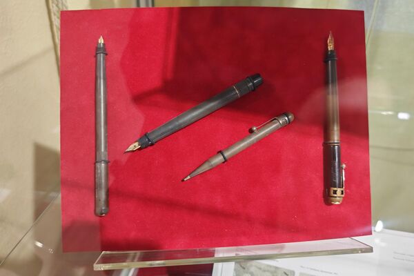 Выставка в честь годовщины снятия блокады Ленинграда открылась в Минске - Sputnik Беларусь