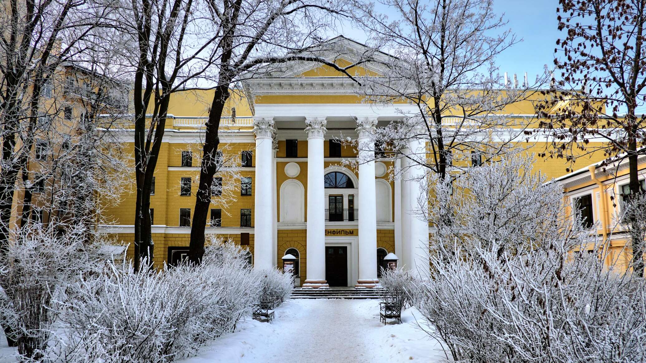 «Ленфильм» снимет кино по рассказам участников спецоперации