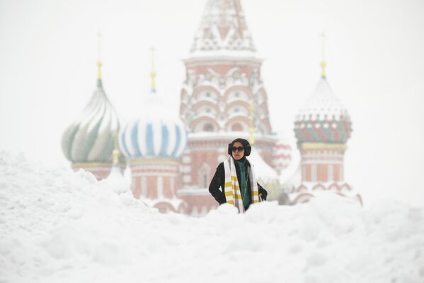 Снег в Москве
