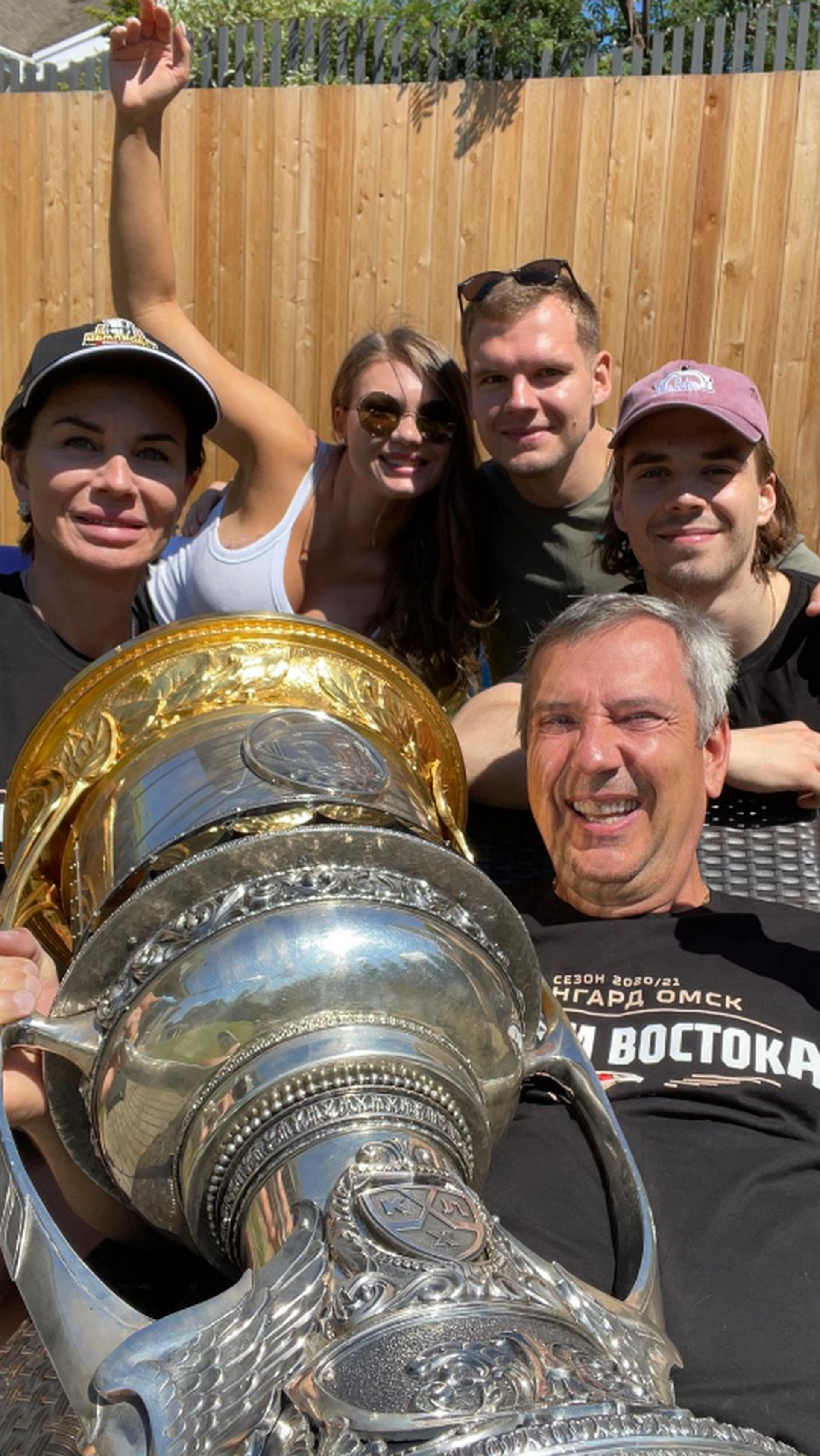 Выиграть Кубок – важное событие в жизни любого хоккеиста, который играет в КХЛ Выиграть Кубок – важное событие в жизни любого хоккеиста, который играет в КХЛ - Sputnik Беларусь, 1920, 28.01.2026