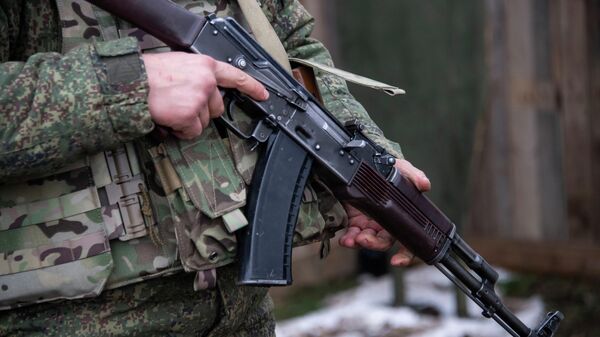 Боевая подготовка военнослужащих-контрактников на полигоне - Sputnik Беларусь