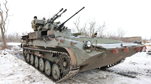 Учения зенитчиков в ЛНР - Sputnik Беларусь