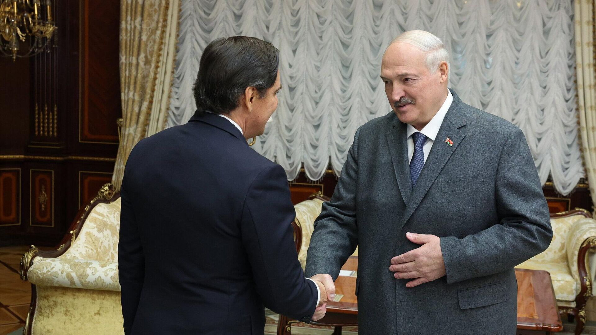 Лукашенко: Беларусь и Бразилия должны активно выстраивать взаимоотношения Лукашенко: Беларусь и Бразилия должны активно выстраивать взаимоотношения