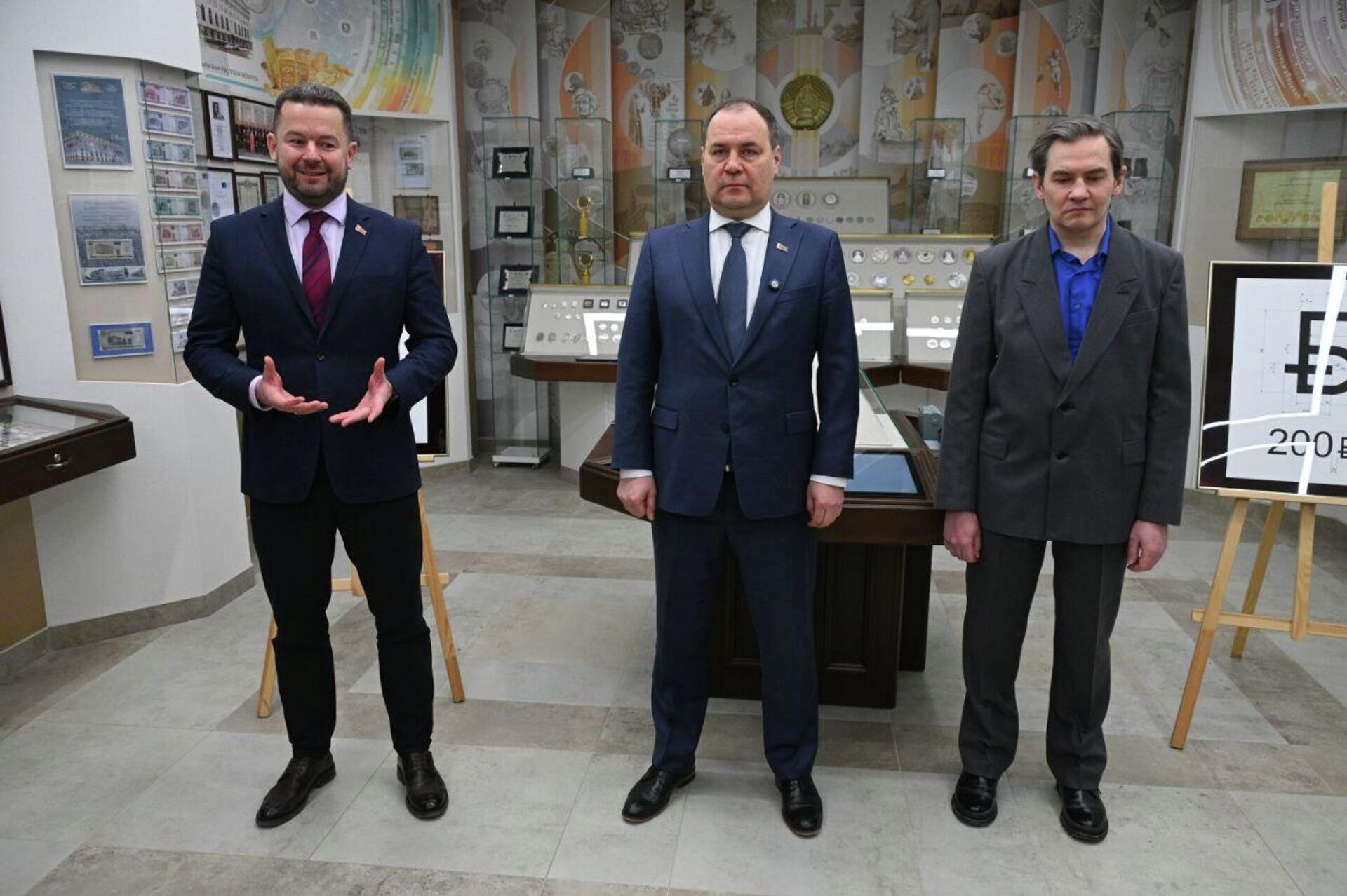 Андрей Картун, Роман Головченко и Василий Щебетун Андрей Картун, Роман Головченко и Василий Щебетун - Sputnik Беларусь, 1920, 02.02.2026