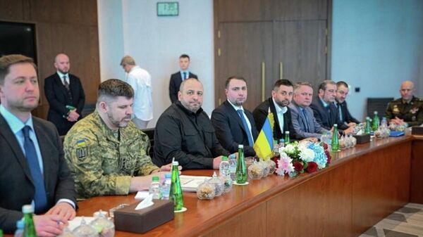 Переговоры представителей РФ, США и Украины в Абу-Даби - Sputnik Беларусь