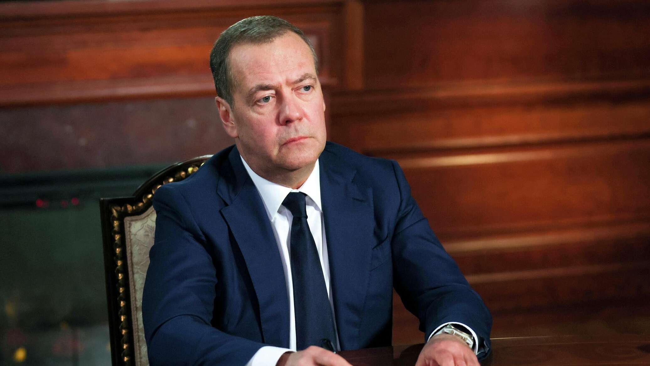 Медведев: военные РФ смогут въехать в ЕС без виз, как в 1812-м или 1945-м