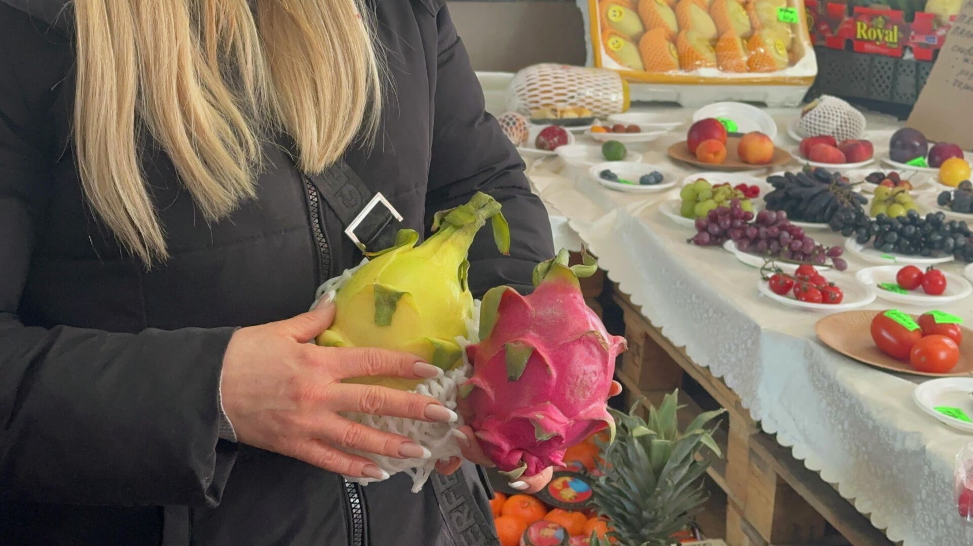 Таборы, экзотические фрукты - Sputnik Беларусь, 1920, 05.02.2026