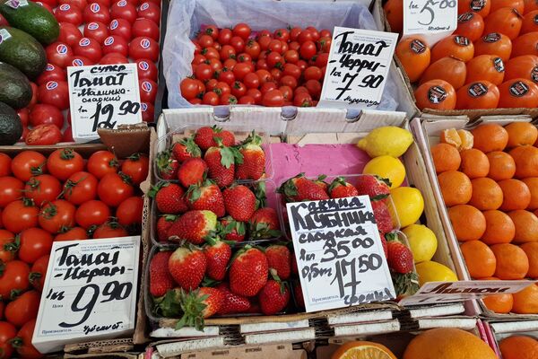 Февральский обзор цен на Комаровке - Sputnik Беларусь