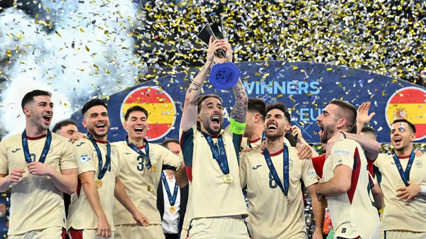 Сборная Испании в восьмой раз выиграла чемпионат Европы по мини-футболу - Sputnik Беларусь