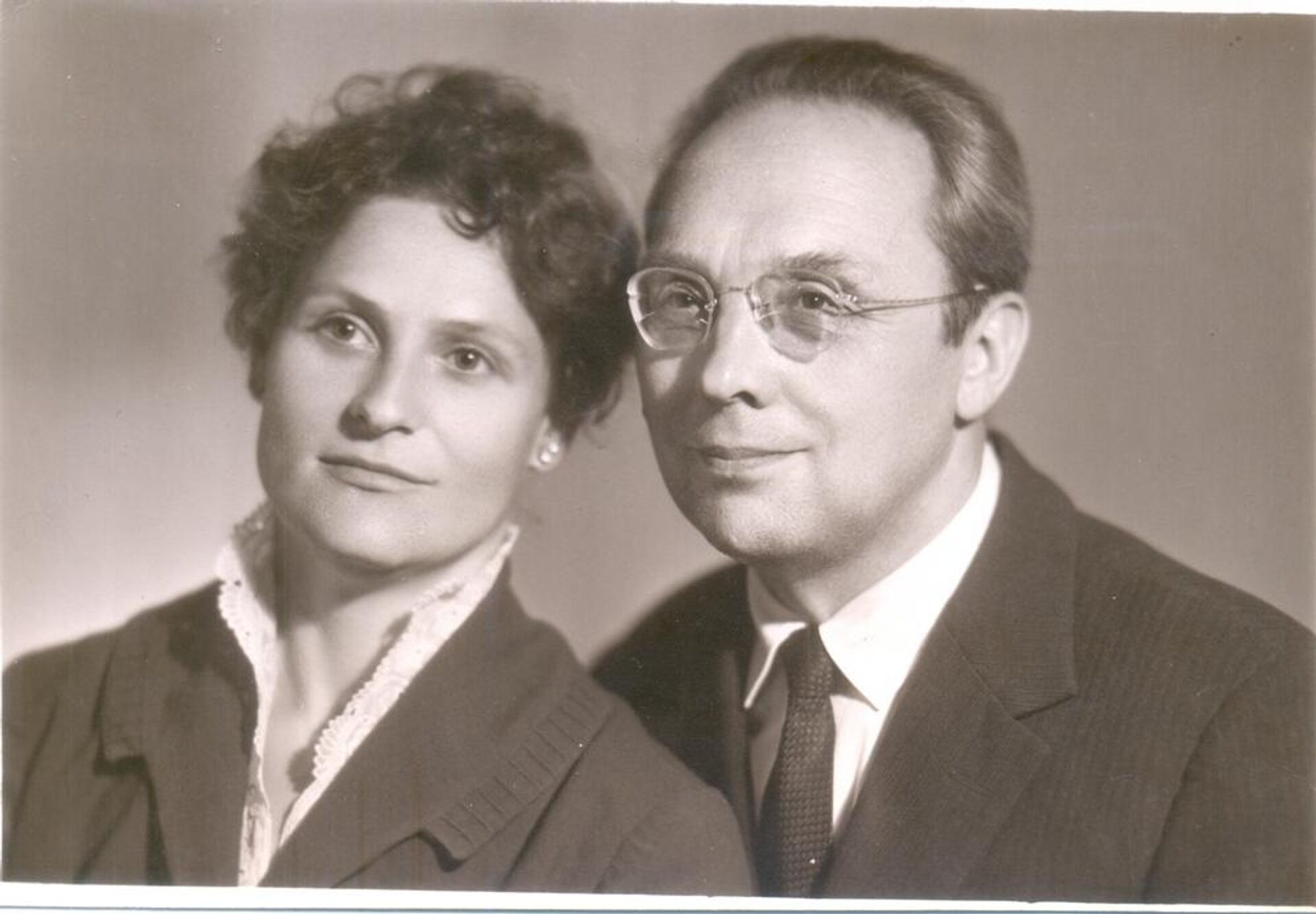 Мать и отец Дмитрия Лебедева (1961 год, Минск)