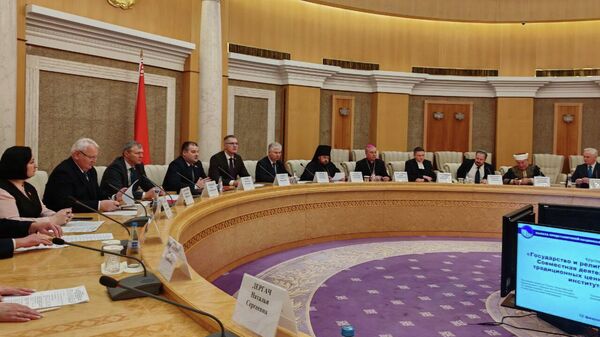 Пасяджэнне ў Нацыянальнай бібліятэцы Беларусі - Sputnik Беларусь