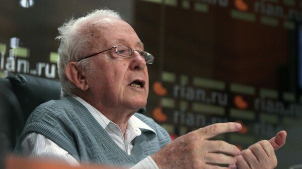 Историк Рой Медведев  - Sputnik Беларусь