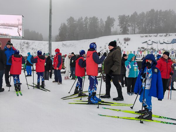 Соревнования Снежный снайпер - Sputnik Беларусь