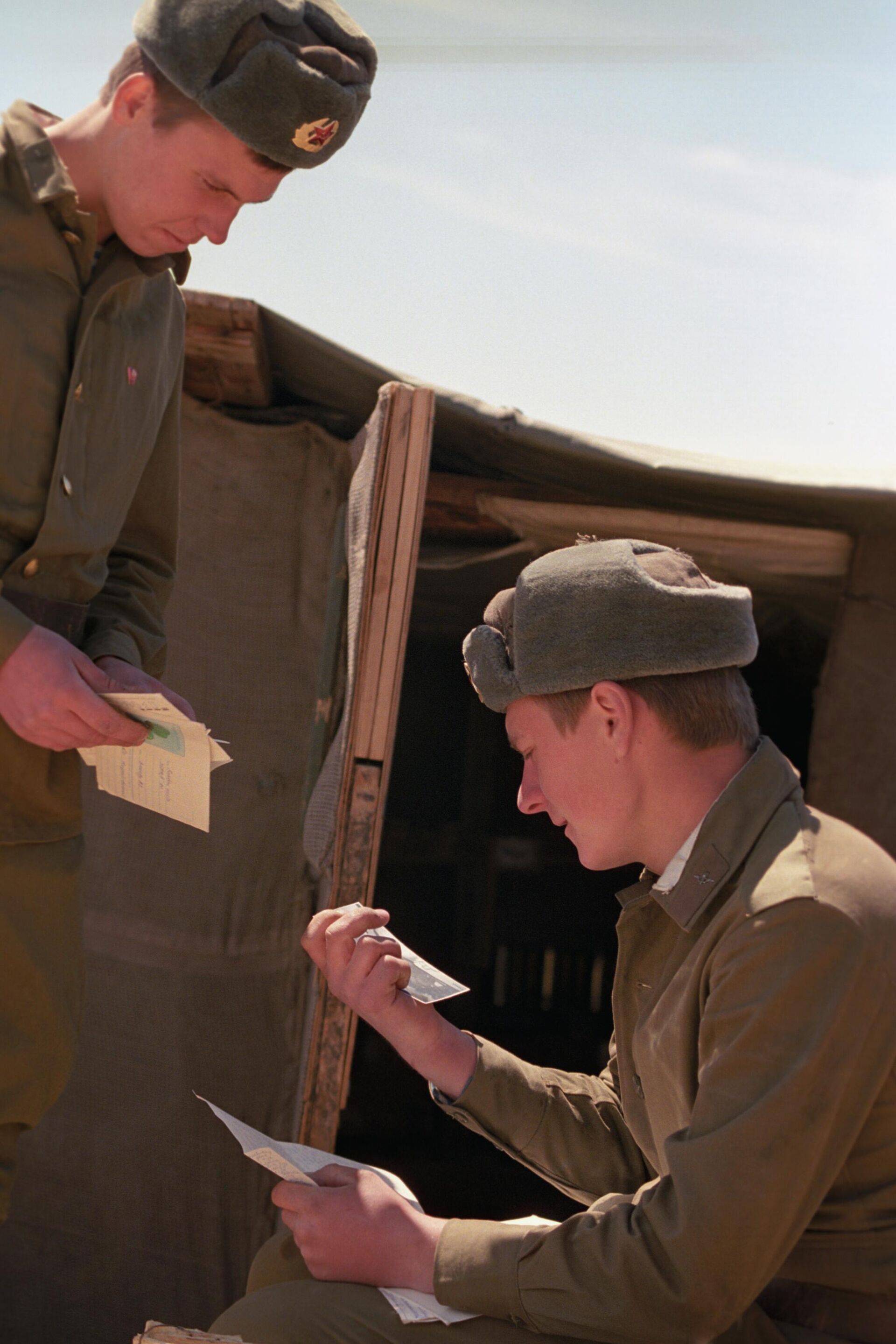 Афганская война 1979 - 1989 годы. Пребывание ограниченного контингента советских войск в Республике Афганистан (ныне Исламский Эмират Афганистан). Советские
воины-интернационалисты на одной из застав. - Sputnik Беларусь, 1920, 14.02.2026