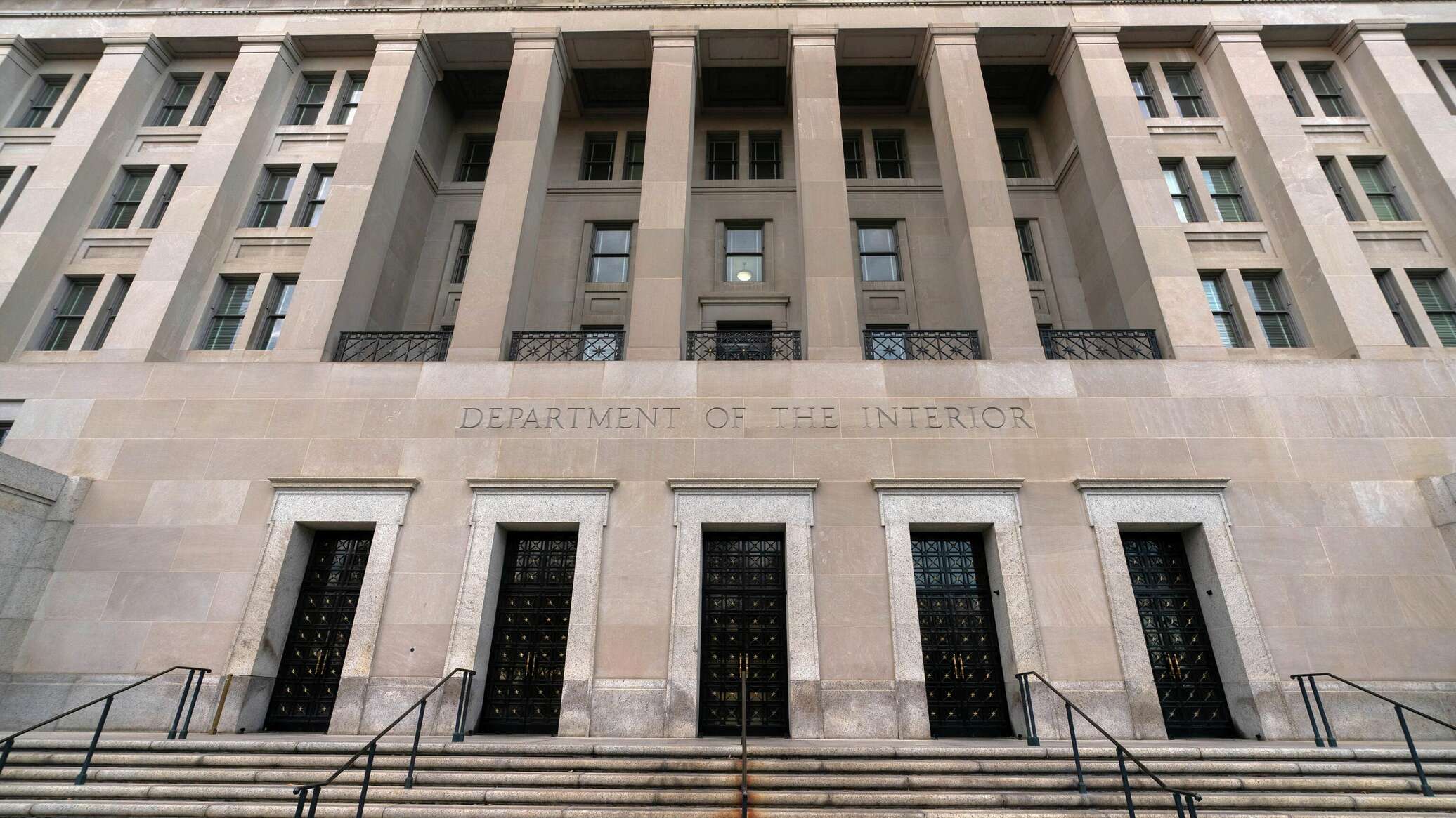 Министерство внутренней безопасности США частично приостановило работу Министерство внутренней безопасности США частично приостановило работу