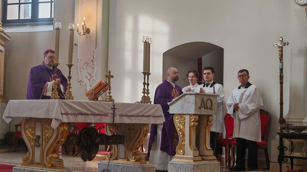  Великий пост перед Пасхой начался у католиков  - Sputnik Беларусь