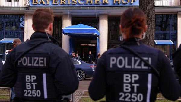Полиция у отеля, где проходит ежегодная Мюнхенская конференция - Sputnik Беларусь