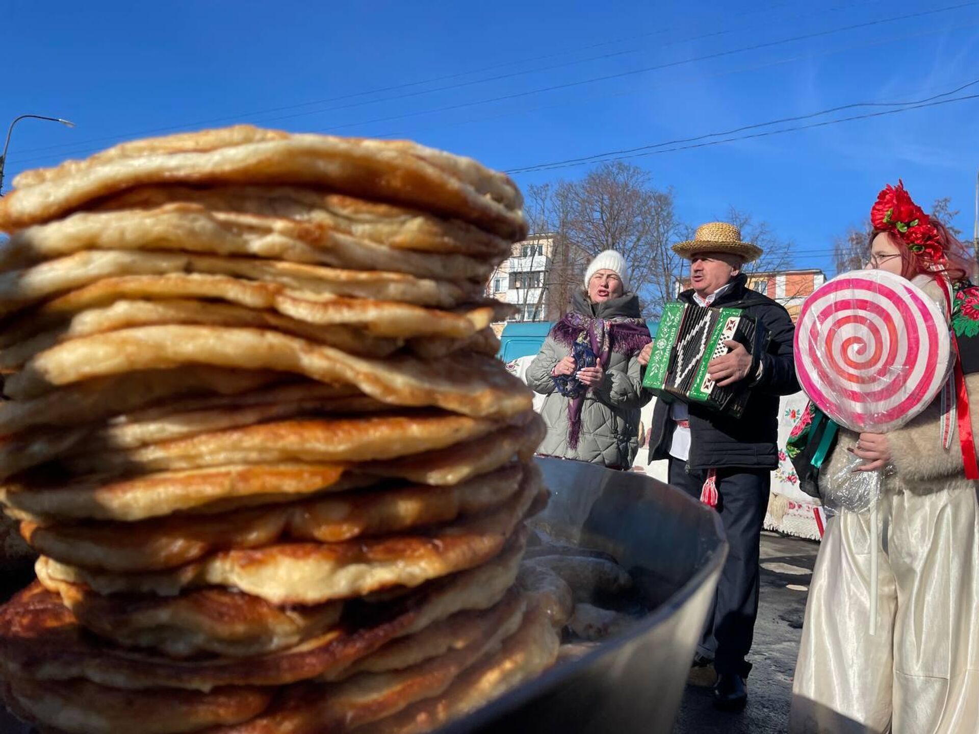 Масленица и царь-блин в Гомеле - Sputnik Беларусь, 1920, 21.02.2026
