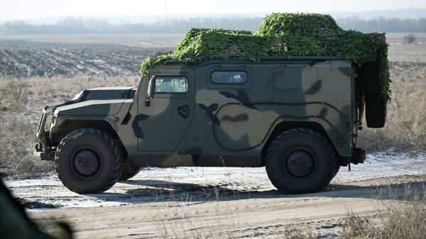 Боевая работа связистов группировки войск Запад в ЛНР - Sputnik Беларусь