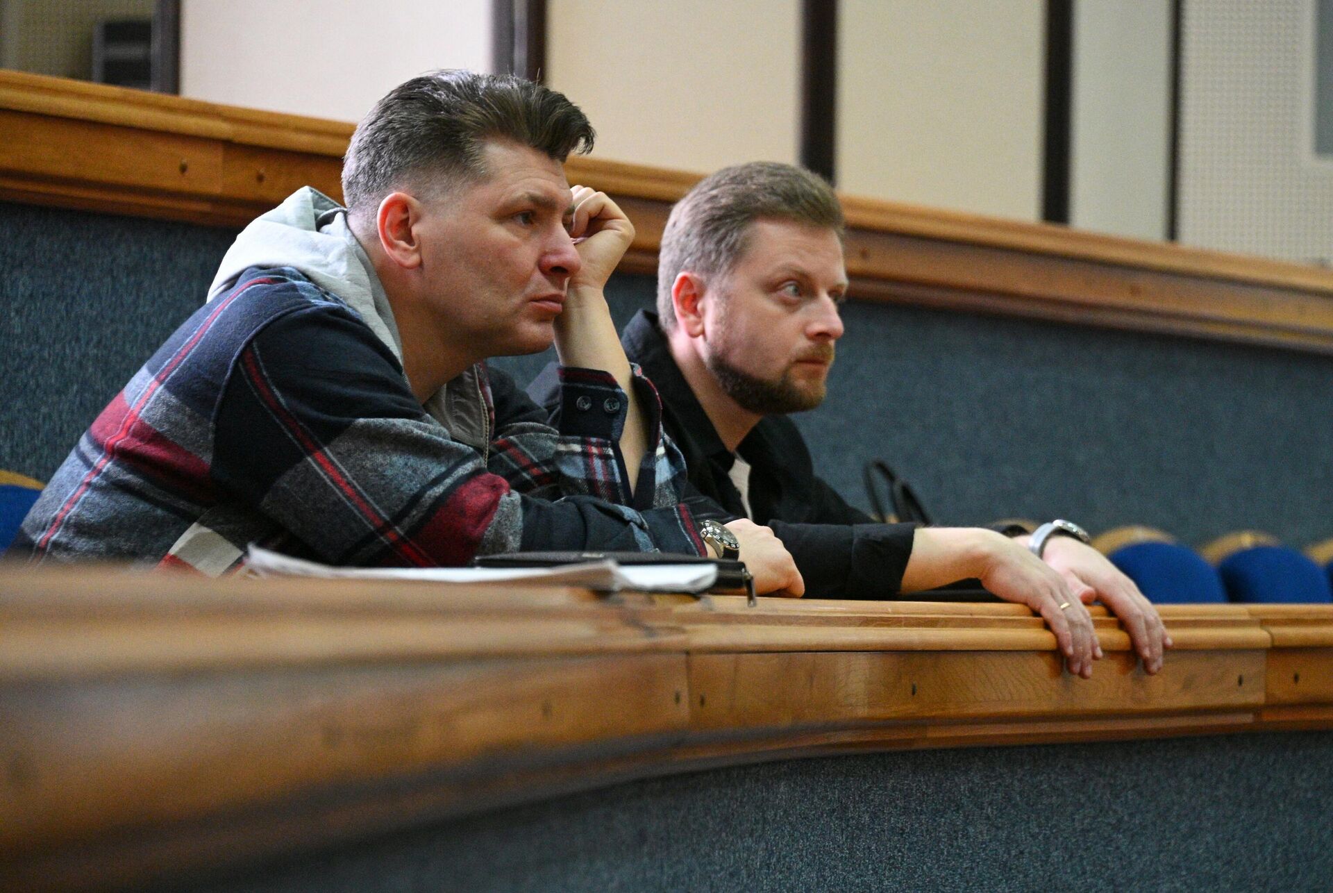 Солисты оперы - народный артист Беларуси Владимир Громов и Александр Гелах - Sputnik Беларусь, 1920, 25.02.2026