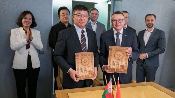 Беларуснафта пашырае супрацоўніцтва з Кітаем - Sputnik Беларусь