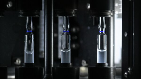 Производство вакцины, архивное фото - Sputnik Беларусь