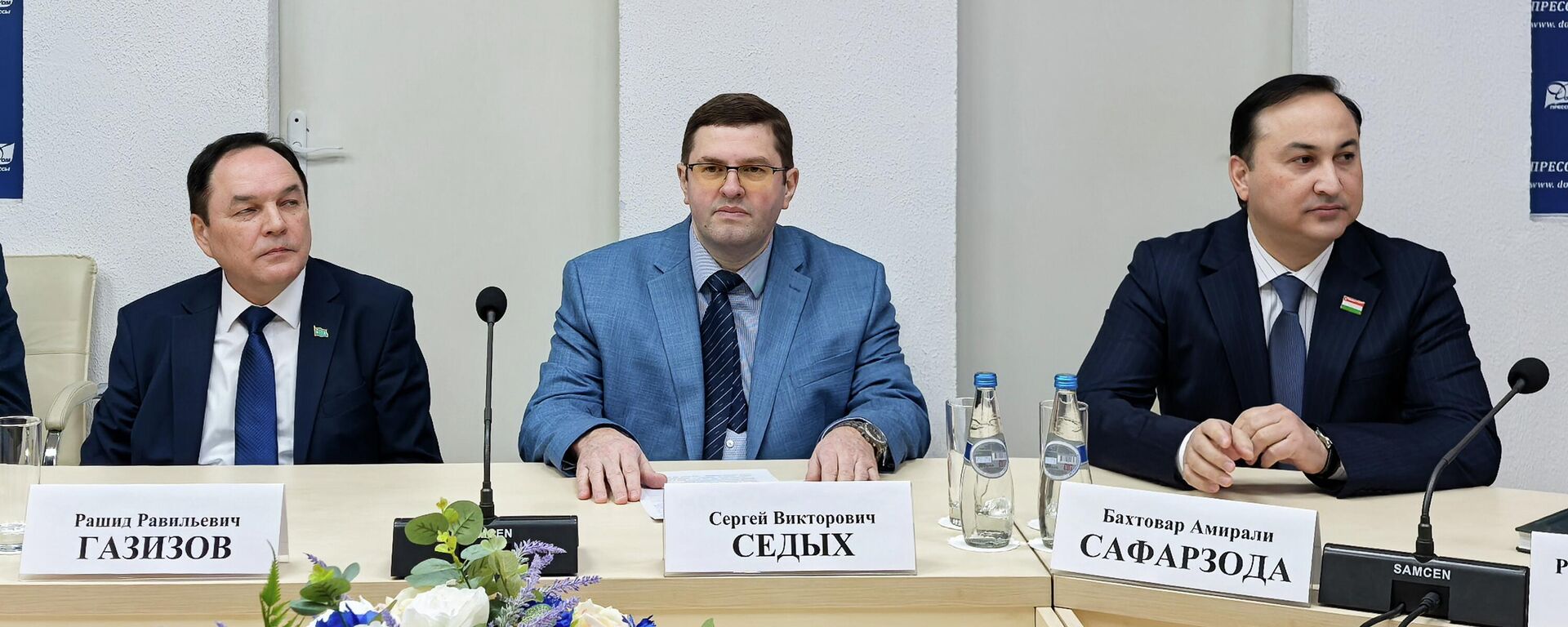 Прэзентацыя кнігі Разам! Вялікая Перамога! у Мінску - Sputnik Беларусь, 1920, 25.02.2026