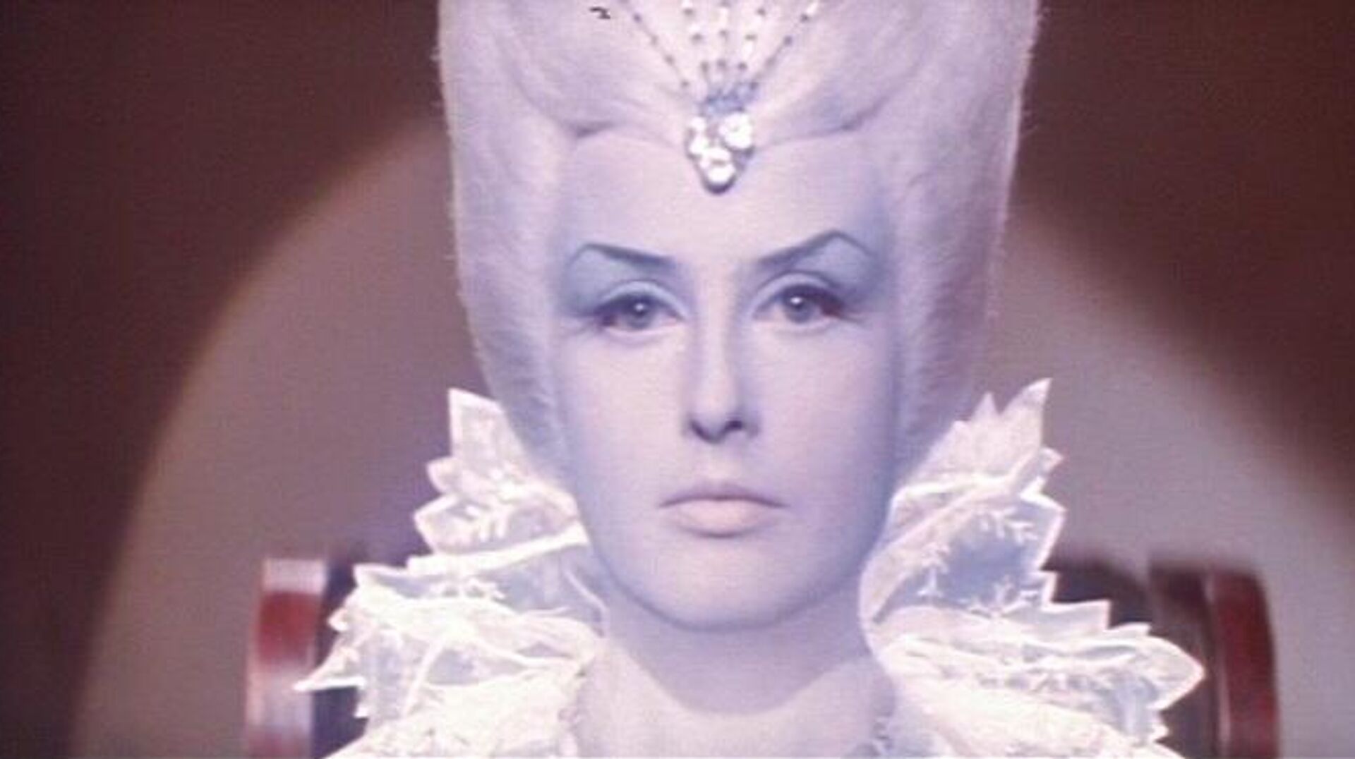 Наталья Климова в роли Снежной королевы