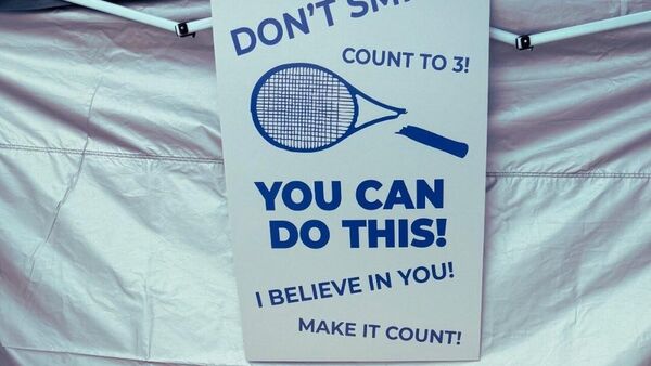 Плакат в комнате гнева на соревнованиях - Sputnik Беларусь