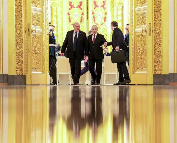 Прэзідэнт РФ Уладзімір Пуцін і прэзідэнт Беларусі Аляксандр Лукашэнка пасля пасяджэння Вышэйшага Дзяржсавета Саюзнай дзяржавы. - Sputnik Беларусь