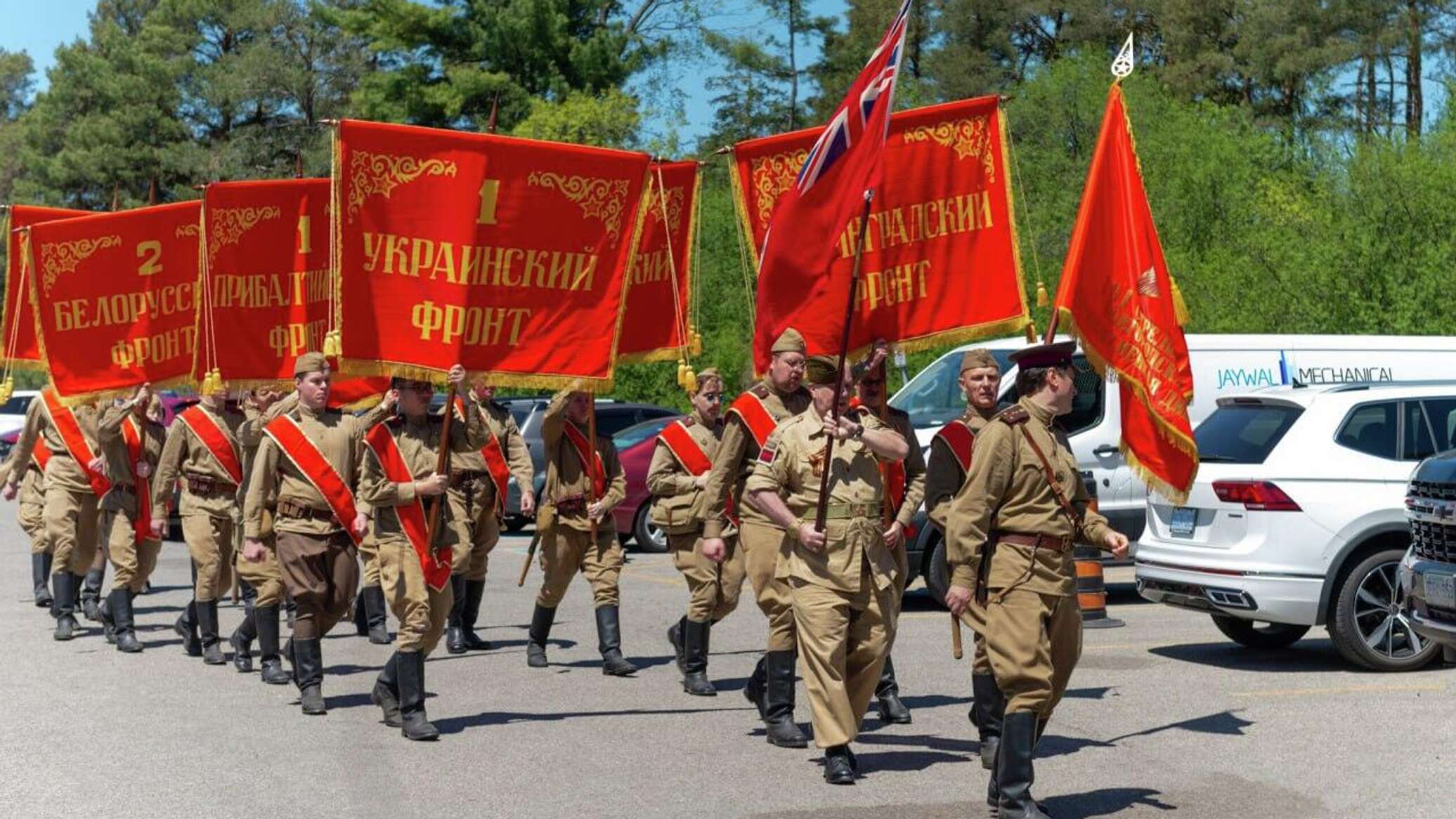 Поисковики из Канады возвращают в Беларусь и Россию награды героев ВОВ Поисковики из Канады возвращают в Беларусь и Россию награды героев ВОВ