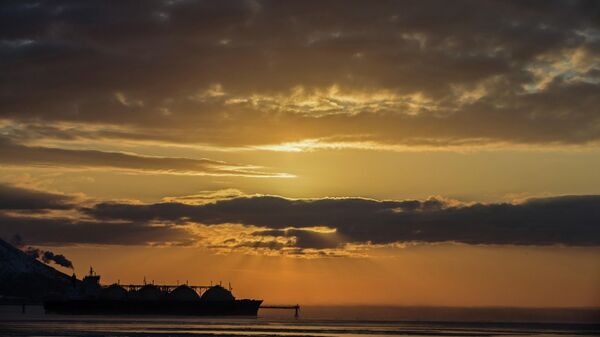 Танкер-газавоз - Sputnik Беларусь