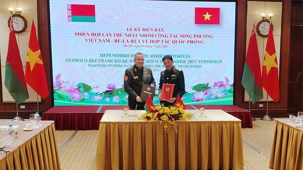 Заседание Двусторонней белорусско-вьетнамской рабочей группы по военному сотрудничеству в Ханое - Sputnik Беларусь