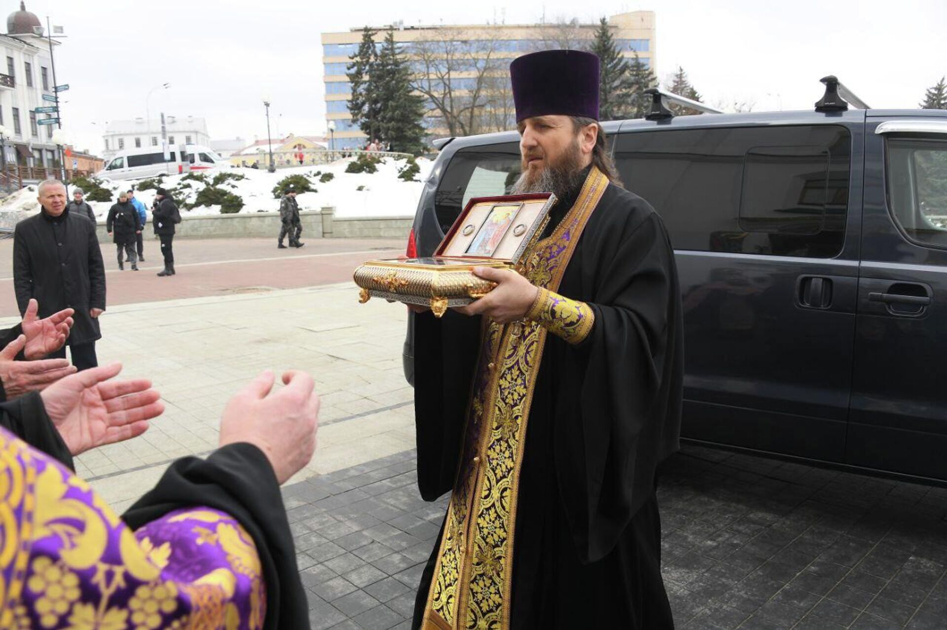Ковчег с частицами пояса Пресвятой Богородицы прибыл в Беларусь