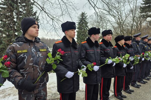 Память погибших при исполнении долга сотрудников милиции почтили в Минске - Sputnik Беларусь